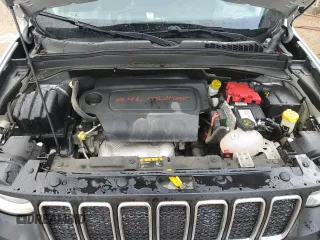 2020 Jeep Renegade Sport with VIN ZACNJBAB8LPL60580, listed as a Copart auction lot 52640975 with 50,774 mi miles and Clean title. Bid and sale history available at DreamBid. Image 12.