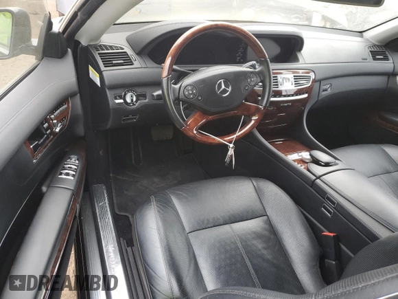 2011 Mercedes-Benz CL 550 z VIN WDDEJ9EB6BA026123, wystawiony jako Copart lot #74000713 z przebiegiem 63 863 mil mil oraz Szkoda całkowita • Salvage title. Historia ofert i sprzedaży dostępna na DreamBid. Obrazek 8.