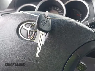 2011 Toyota Tacoma with VIN 3TMLU4EN8BM060346, listed as a IAAI auction lot 41876862 with 182,654 mi miles. Bid and sale history available at carsss.com. Image 11.