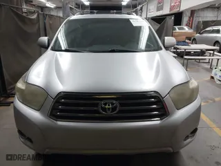 2009 Toyota Highlander Sport with VIN JTEDS43A192069963, listed as a IAAI auction lot 41583196 with 225,603 mi miles. Bid and sale history available at carsss.com. Image 13.