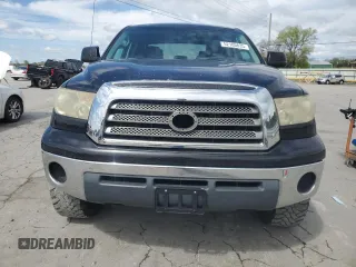 2008 Toyota Tundra z VIN 5TBDV54178S493793, wystawiony jako Copart lot #52105835 z przebiegiem 274 668 mil mil oraz Czysty tytuł • Clean title. Historia ofert i sprzedaży dostępna na DreamBid. Obrazek 5.