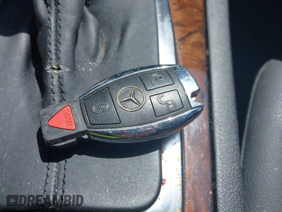 2014 Mercedes-Benz C-Class C 250 Sport with VIN WDDGF4HB5EA964773, listed as a IAAI auction lot 42098638 with 113,333 mi miles. Bid and sale history available at carsss.com. Image 11.