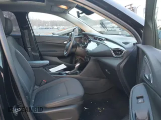 2023 Buick Encore GX Select с VIN KL4MMDSL5PB099573, выставлен на аукционе IAAI как лот 41373433 с пробегом 15 010 миль миль и . История ставок и продаж доступна на DreamBid. Изображение 5.