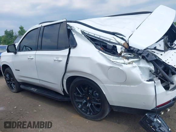 2025 Chevrolet Tahoe z VIN 1GNS6RRD7SR121714, wystawiony jako IAAI lot #42602552 z przebiegiem 9 824 mil mil oraz . Historia ofert i sprzedaży dostępna na DreamBid. Obrazek 14.