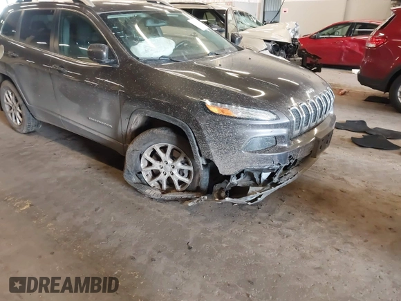 2014 Jeep Cherokee Latitude with VIN 1C4PJMCS4EW272815, listed as a IAAI auction lot 41616504 with 97,613 mi miles and . Bid and sale history available at carsss.com. Image 6.