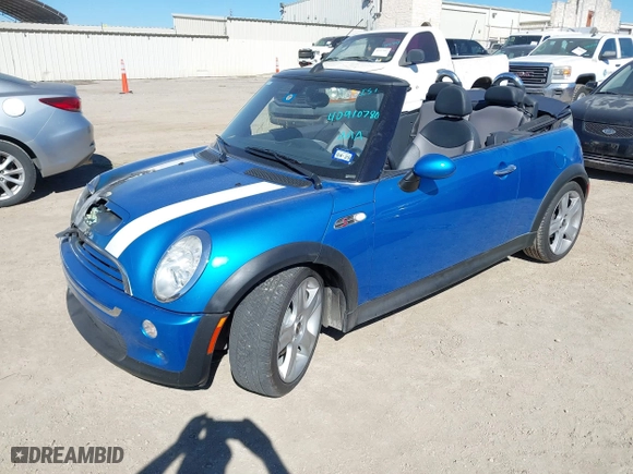 2007 MINI Cooper Convertible S with VIN WMWRH33547TL94374, listed as a IAAI auction lot 40910780 with 45,162 mi miles. Bid and sale history available at carsss.com. Image 17.