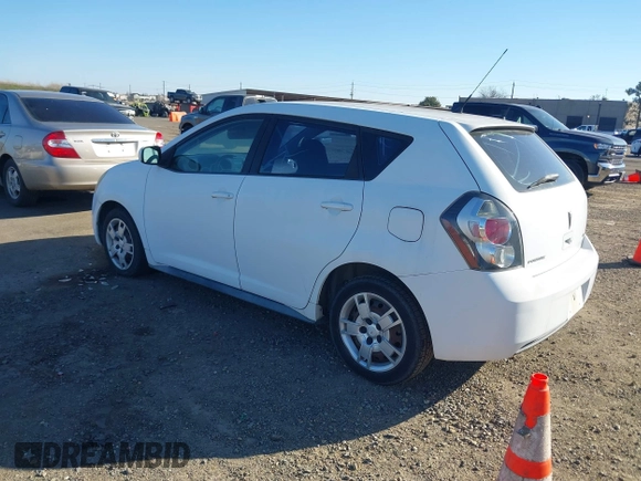 2010 Pontiac Vibe w/1SB with VIN 5Y2SP6E05AZ412346, listed as a IAAI auction lot 41422183 with 135,601 mi miles. Bid and sale history available at carsss.com. Image 3.
