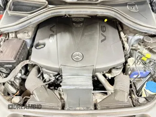 2014 Mercedes-Benz M 350 with VIN 4JGDA2EB3EA379688, listed as a Copart auction lot 55639635 with 57,549 mi miles and Clean Title. Bid and sale history available at DreamBid. Image 7.