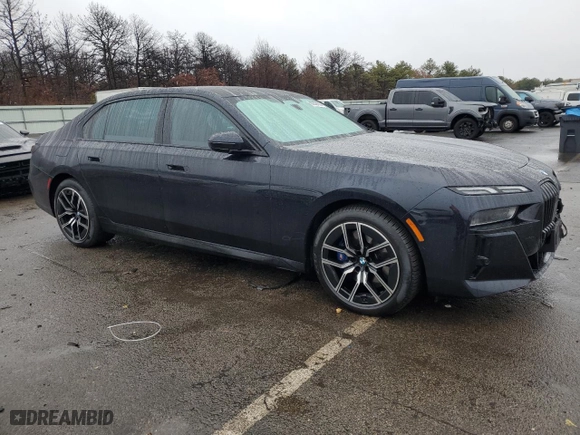 2023 BMW 7 Series 760i xDrive with VIN WBA33EJ08PCN83956, listed as a Copart auction lot 43235495 with 22,527 mi miles and Salvage Title. Bid and sale history available at carsss.com. Image 4.