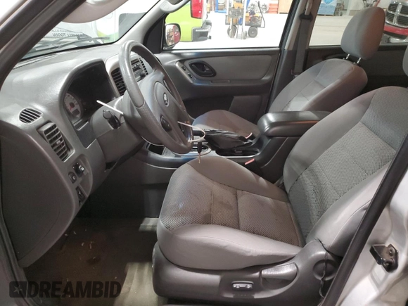 2005 Ford Escape XLT с VIN 1FMYU93185KA04997, выставлен на аукционе Copart как лот 57153325 с пробегом 121 348 миль миль и Списание • Salvage title. История ставок и продаж доступна на DreamBid. Изображение 7.