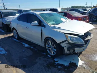2015 Buick Verano Leather Group with VIN 1G4PS5SK8F4211853, listed as a IAAI auction lot 41349343 with 172,359 mi miles. Bid and sale history available at carsss.com. Image 1.