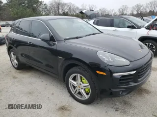 2016 Porsche Cayenne S E-Hybrid z VIN WP1AE2A24GLA61845, wystawiony jako Copart lot #86527684 z przebiegiem 112 001 mil mil oraz Czysty tytuł • Clean title. Historia ofert i sprzedaży dostępna na DreamBid. Obrazek 4.