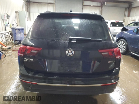 2021 Volkswagen Tiguan SE z VIN 3VV2B7AX1MM001377, wystawiony jako Copart lot #49893775 z przebiegiem 61 422 mil mil oraz Szkoda całkowita • Salvage title. Historia ofert i sprzedaży dostępna na DreamBid. Obrazek 6.
