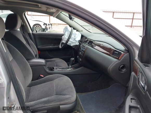 2012 Chevrolet Impala LT Fleet with VIN 2G1WG5E30C1273575, listed as a IAAI auction lot 40945644 with 85,136 mi miles. Bid and sale history available at carsss.com. Image 5.