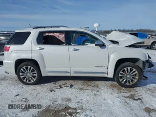 2016 GMC Terrain Denali z VIN 2GKFLRE36G6215185, wystawiony jako IAAI lot #41578029 z przebiegiem Nie podano mil oraz . Historia ofert i sprzedaży dostępna na DreamBid. Obrazek 14.