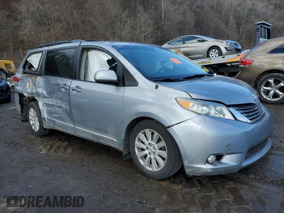 2012 Toyota Sienna XLE with VIN 5TDDK3DC9CS047675, listed as a Copart auction lot 43579335 with 0 mi miles and Clean Title. Bid and sale history available at carsss.com. Image 4.