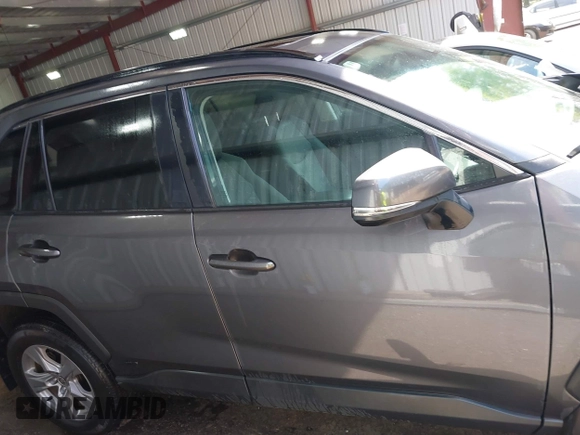 2022 Toyota RAV4 Hybrid XLE with VIN 4T3RWRFVXNU077426, listed as a IAAI auction lot 42067829 with 44,508 mi miles. Bid and sale history available at carsss.com. Image 13.