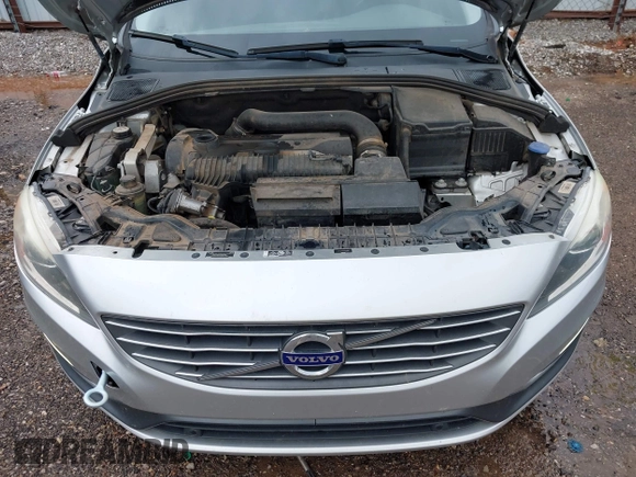 2014 Volvo S60 T5 with VIN YV1612FS0E1291364, listed as a IAAI auction lot 42130425 with 140,497 mi miles. Bid and sale history available at carsss.com. Image 10.