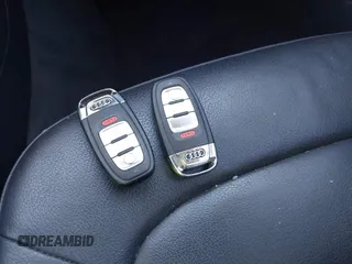 2014 Audi allroad A4 Premium Plus z VIN WA1UFAFL8EA133365, wystawiony jako IAAI lot #42034903 z przebiegiem 145 285 mil mil oraz . Historia ofert i sprzedaży dostępna na DreamBid. Obrazek 11.