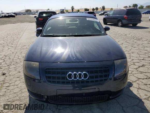 2004 Audi TT z VIN TRUTC28N441004820, wystawiony jako Copart lot #59420835 z przebiegiem 152 988 mil mil oraz Szkoda całkowita • Salvage title. Historia ofert i sprzedaży dostępna na DreamBid. Obrazek 5.