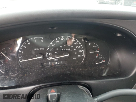 2001 Ford Ranger XL Fleet with VIN 1FTZR15E11TA47318, listed as a Copart auction lot 53272335 with 265,666 mi miles and Salvage title. Bid and sale history available at DreamBid. Image 9.