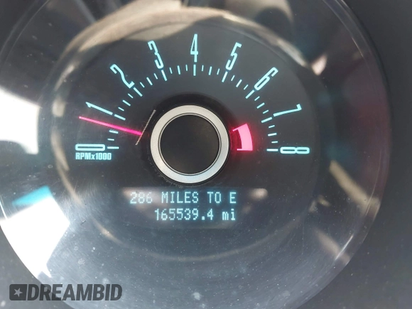 2013 Ford Mustang V6 with VIN 1ZVBP8AM7D5268215, listed as a IAAI auction lot 42302505 with 165,539 mi miles and . Bid and sale history available at DreamBid. Image 14.