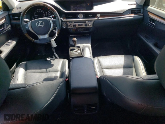 2015 Lexus ES 330 with VIN JTHBK1GG3F2158016, listed as a Copart auction lot 53477415 with 118,178 mi miles and Salvage title. Bid and sale history available at DreamBid. Image 8.