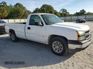 2006 Chevrolet Silverado 1500 Work Truck with VIN 1GCEC14V46E262639, listed as a Copart auction lot 82054124 with 226,003 mi miles and Clean Title. Bid and sale history available at carsss.com. Image 4.