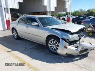 2009 Chrysler 300 Touring with VIN 2C3KA53V49H609986, listed as a IAAI auction lot 41848515 with 88,856 mi miles. Bid and sale history available at carsss.com. Image 1.