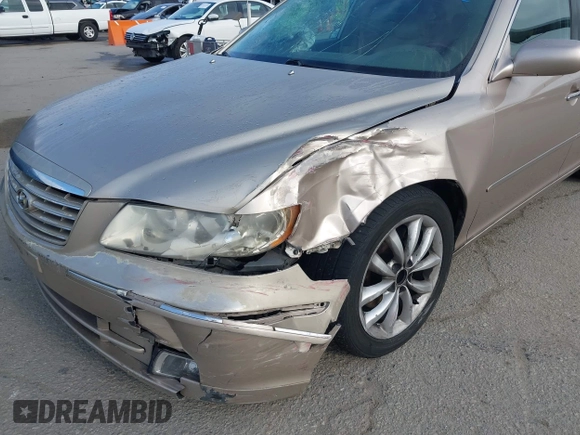2006 Hyundai Azera SE с VIN KMHFC46F56A095397, выставлен на аукционе IAAI как лот 42135597 с пробегом 182 416 миль миль и . История ставок и продаж доступна на DreamBid. Изображение 6.