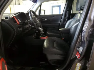 2018 Jeep Renegade Trailhawk with VIN ZACCJBCB4JPG97123, listed as a Copart auction lot 44909615 with 98,177 mi miles and Salvage Title. Bid and sale history available at carsss.com. Image 7.