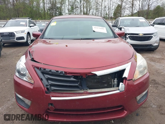 2014 Nissan Altima SV with VIN 1N4AL3AP6EC325577, listed as a IAAI auction lot 41975682 with 241,399 mi miles and . Bid and sale history available at DreamBid. Image 6.