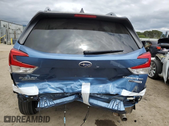 2024 Subaru Forester Touring with VIN JF2SKAMC2RH442467, listed as a Copart auction lot 53766735 with 7,206 mi miles and Salvage title. Bid and sale history available at DreamBid. Image 6.