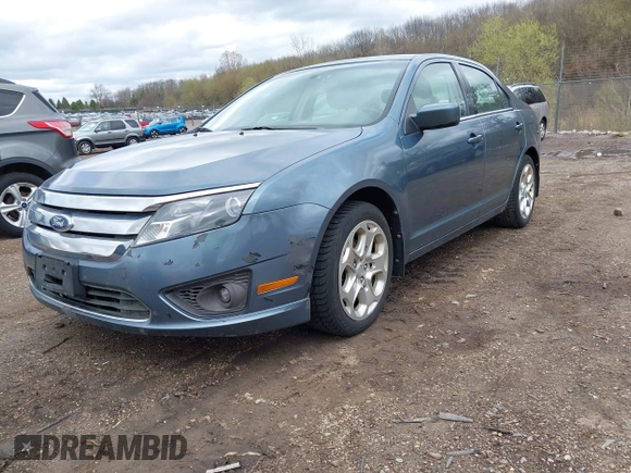 2011 Ford Fusion SE with VIN 3FAHP0HGXBR208217, listed as a IAAI auction lot 42098773 with 189,392 mi miles. Bid and sale history available at carsss.com. Image 2.