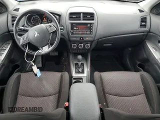 2019 Mitsubishi Outlander ES z VIN JA4AR3AU0KU030344, wystawiony jako Copart lot #56364925 z przebiegiem 20 360 mil mil oraz Szkoda całkowita • Salvage title. Historia ofert i sprzedaży dostępna na DreamBid. Obrazek 8.