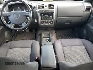 2008 Chevrolet Colorado 2LT z VIN 1GCDT13E488172129, wystawiony jako Copart lot #57126445 z przebiegiem 198 142 mil mil oraz Czysty tytuł • Clean title. Historia ofert i sprzedaży dostępna na DreamBid. Obrazek 8.