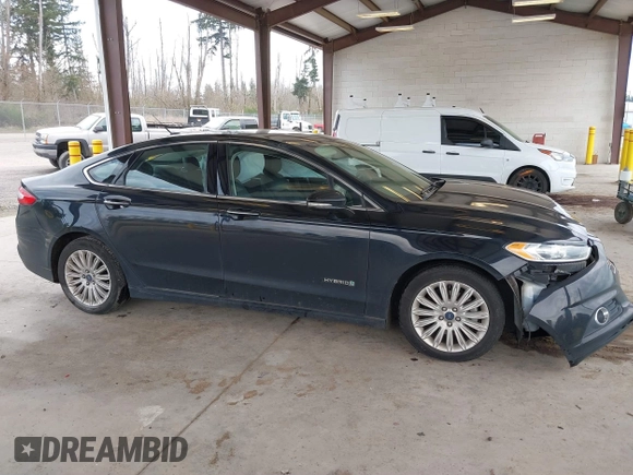 2016 Ford Fusion SE Hybrid with VIN 3FA6P0LU1GR106980, listed as a IAAI auction lot 41895379 with 200,226 mi miles. Bid and sale history available at carsss.com. Image 12.