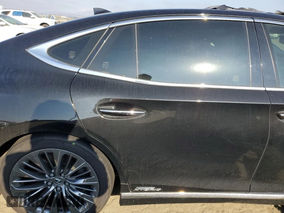 2018 Lexus LS z VIN JTHBYLFF2J5000342, wystawiony jako Copart lot #87950115 z przebiegiem 61 123 mil mil oraz Szkoda całkowita • Salvage title. Historia ofert i sprzedaży dostępna na DreamBid. Obrazek 10.