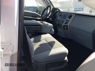 2016 Ford F-250 Lariat z VIN 1FT7W2B62GEB53132, wystawiony jako IAAI lot #42201422 z przebiegiem 71 247 mil mil oraz . Historia ofert i sprzedaży dostępna na DreamBid. Obrazek 5.