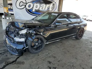 2010 Mercedes-Benz C 350 Sport z VIN WDDGF5GB1AF422977, wystawiony jako Copart lot #57905965 z przebiegiem 138 005 mil mil oraz Czysty tytuł • Clean title. Historia ofert i sprzedaży dostępna na DreamBid. Obrazek 1.