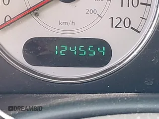 2006 Chrysler Town & Country LWB Touring with VIN 2A8GP54L86R887561, listed as a IAAI auction lot 41235389 with 124,554 mi miles. Bid and sale history available at carsss.com. Image 15.
