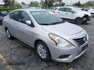 2018 Nissan Versa SV с VIN 3N1CN7AP8JL841171, выставлен на аукционе IAAI как лот 42182545 с пробегом 5 384 миль миль и . История ставок и продаж доступна на DreamBid. Изображение 1.
