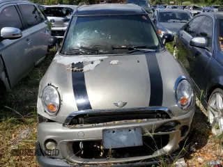 2011 MINI Clubman z VIN WMWZF3C56BTY00475, wystawiony jako Copart lot #74595784 z przebiegiem Nie podano mil oraz Nie do naprawy • Non repairable. Historia ofert i sprzedaży dostępna na DreamBid. Obrazek 5.