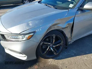2019 Honda Accord Sport z VIN 1HGCV2F34KA025381, wystawiony jako IAAI lot #41453019 z przebiegiem 107 889 mil mil oraz . Historia ofert i sprzedaży dostępna na DreamBid. Obrazek 6.