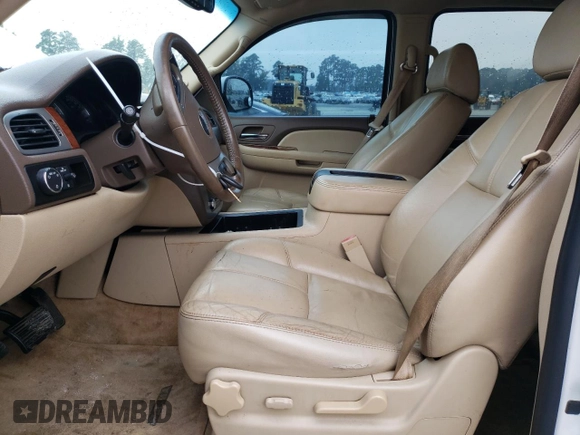 2008 GMC Yukon XL SLT w/4SB with VIN 1GKFC16028J194992, listed as a Copart auction lot 73526724 with 236,387 mi miles and Salvage Title. Bid and sale history available at carsss.com. Image 7.