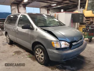 1999 Toyota Sienna CE with VIN 4T3GF19C5XU139787, listed as a IAAI auction lot 41167781 with 217,715 mi miles. Bid and sale history available at carsss.com. Image 1.
