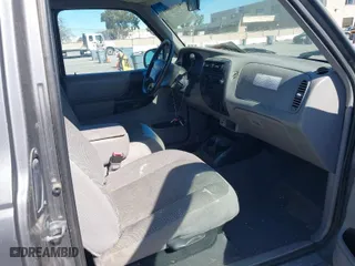 2000 Ford Ranger XL with VIN 1FTYR14V2YPA47330, listed as a IAAI auction lot 41762086 with 175,153 mi miles. Bid and sale history available at carsss.com. Image 5.