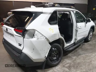 2021 Toyota RAV4 XLE with VIN 2T3P1RFV3MC166504, listed as a IAAI auction lot 42600429 with 63,193 mi miles and . Bid and sale history available at DreamBid. Image 6.