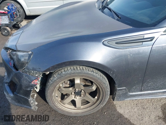 2014 Subaru BRZ Limited with VIN JF1ZCAC19E9600775, listed as a IAAI auction lot 41645509 with 1 mi miles. Bid and sale history available at carsss.com. Image 18.
