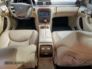 2004 Mercedes-Benz S 500 z VIN WDBNG75J84A409566, wystawiony jako Copart lot #85411474 z przebiegiem 153 208 mil mil oraz Czysty tytuł • Clean title. Historia ofert i sprzedaży dostępna na DreamBid. Obrazek 8.